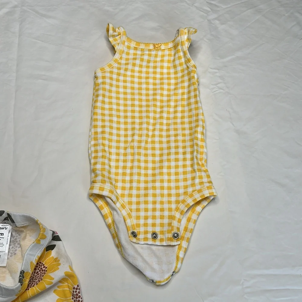 Carters size 9months set of 2 matching outfits Yellow and Purple Baby Outfit Set